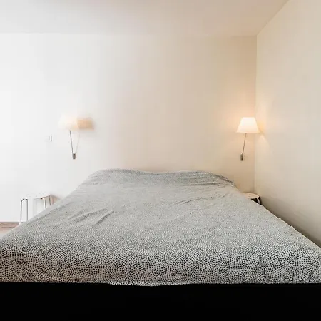 Apartment Dwarsstraat 7, Ostend